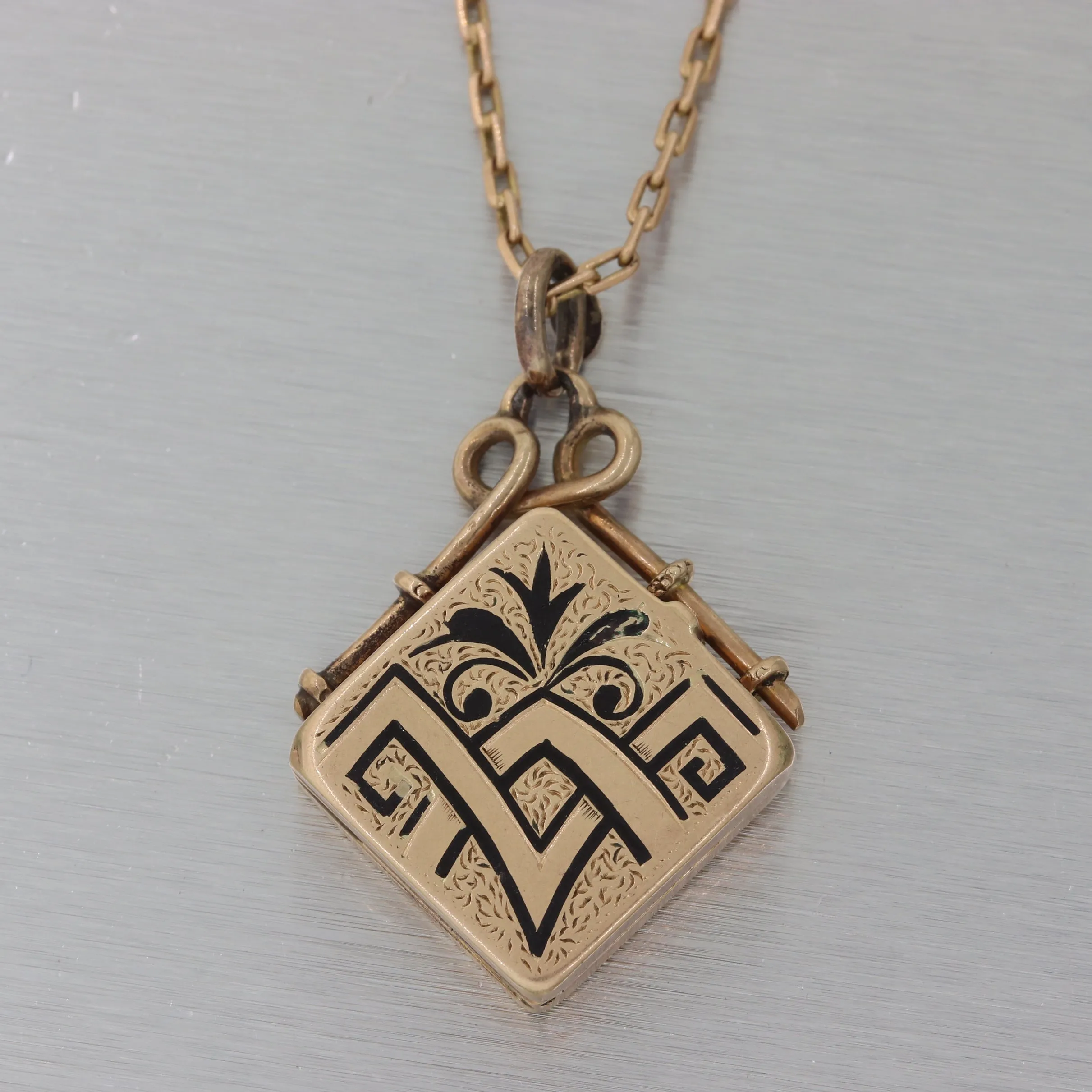 1880s Antique Victorian 14k Gold Floral Black Enamel Locket Pendant Necklace E8