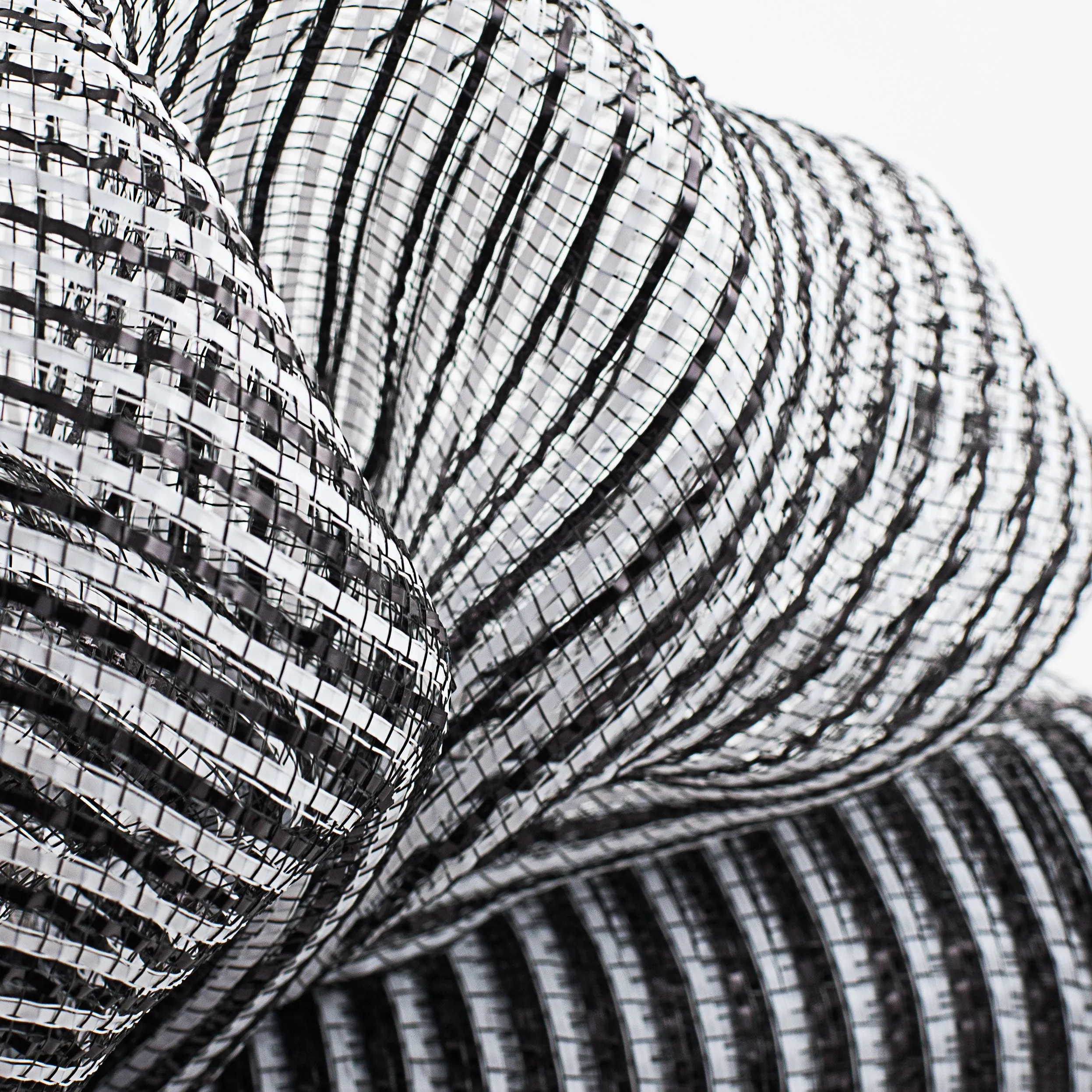 21" Thin Bold Stripe Deco Mesh: Black & White