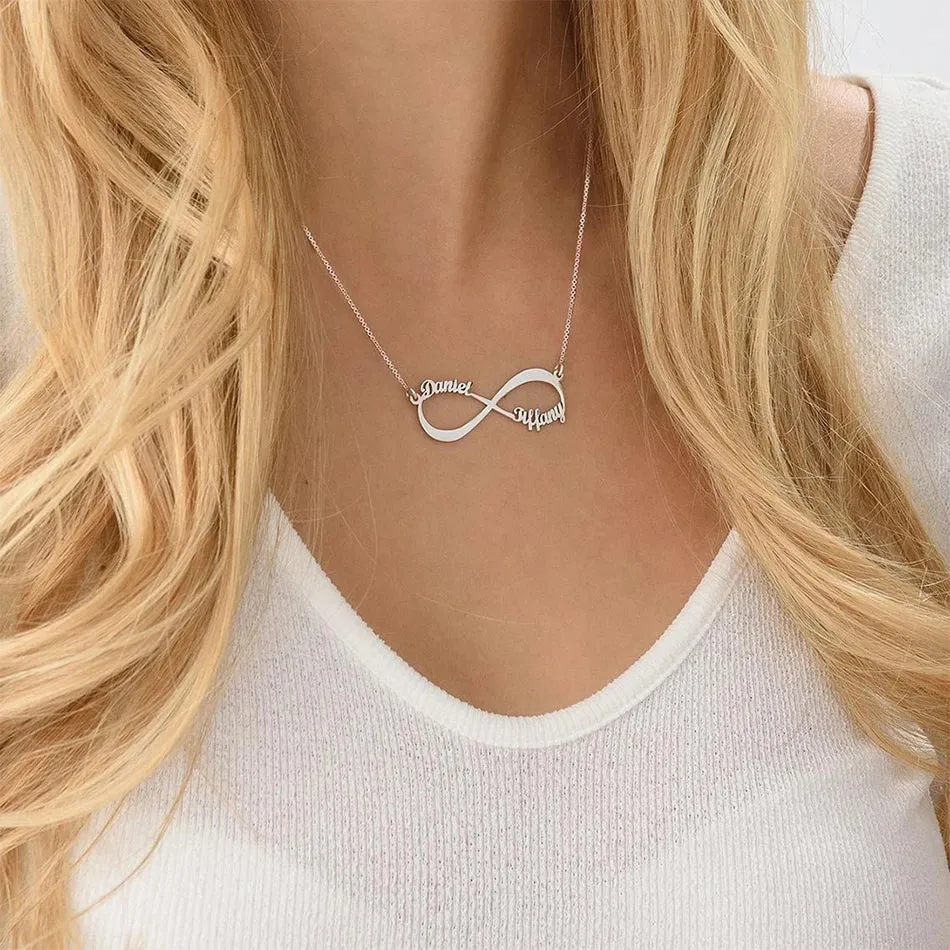 Anaisa Infinity Name Necklace