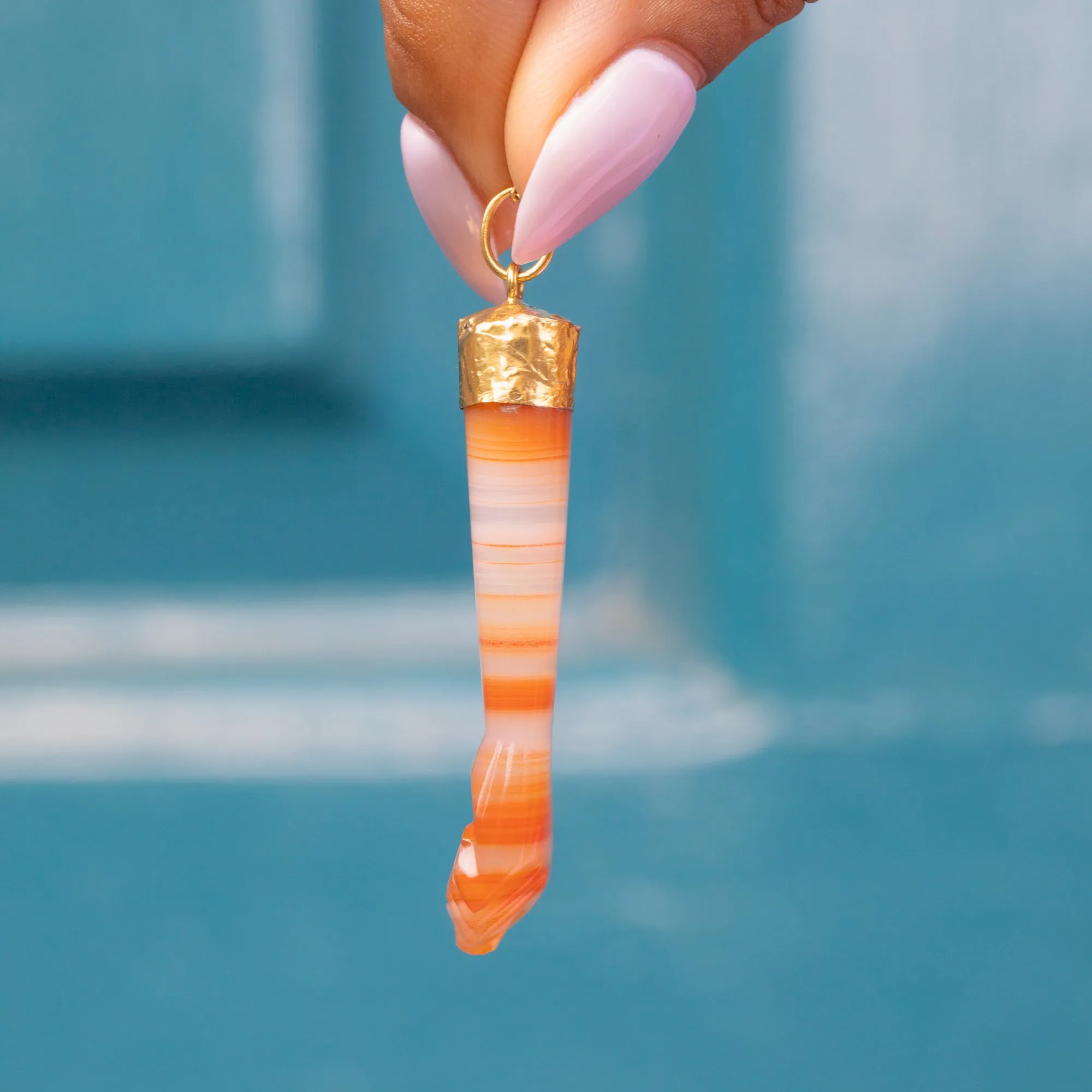 Antique 18ct Gold Agate Figa Lucky Pendant