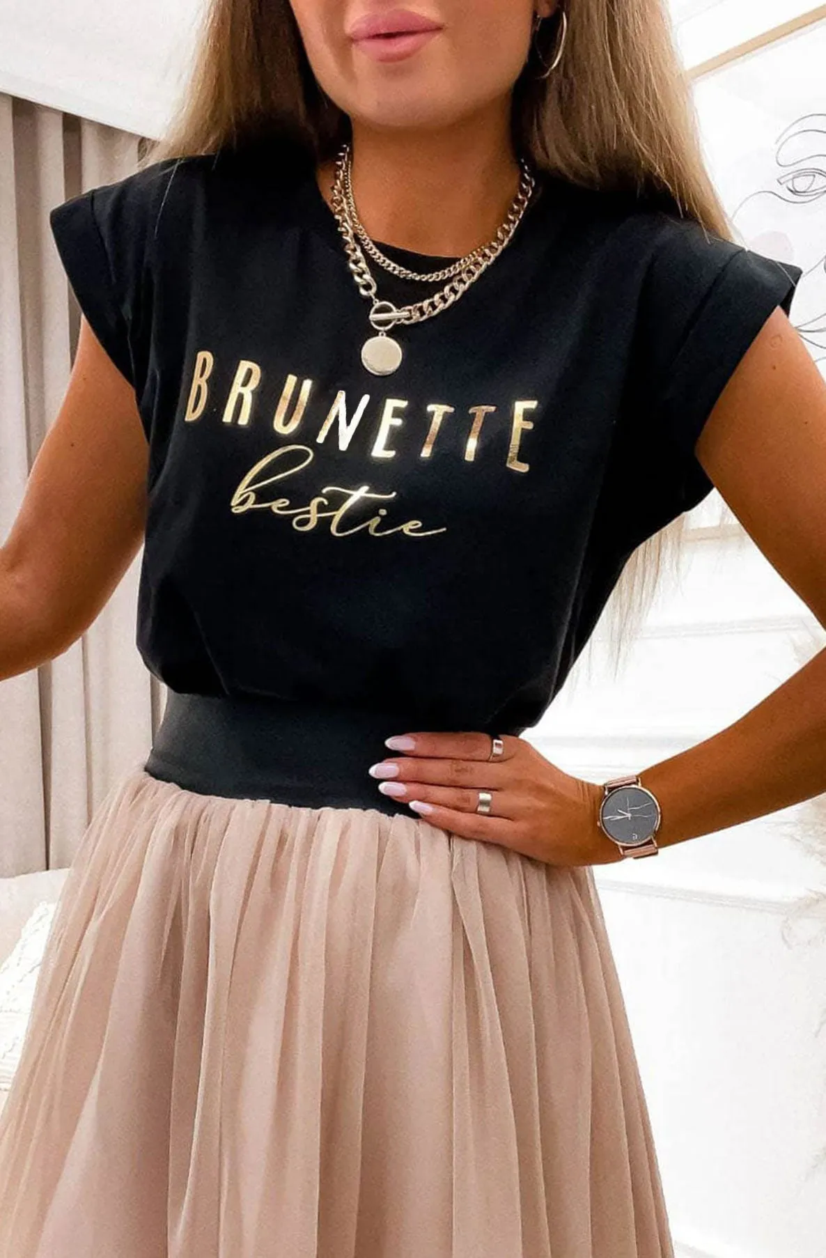 BRUNETTE bestie T-Shirt