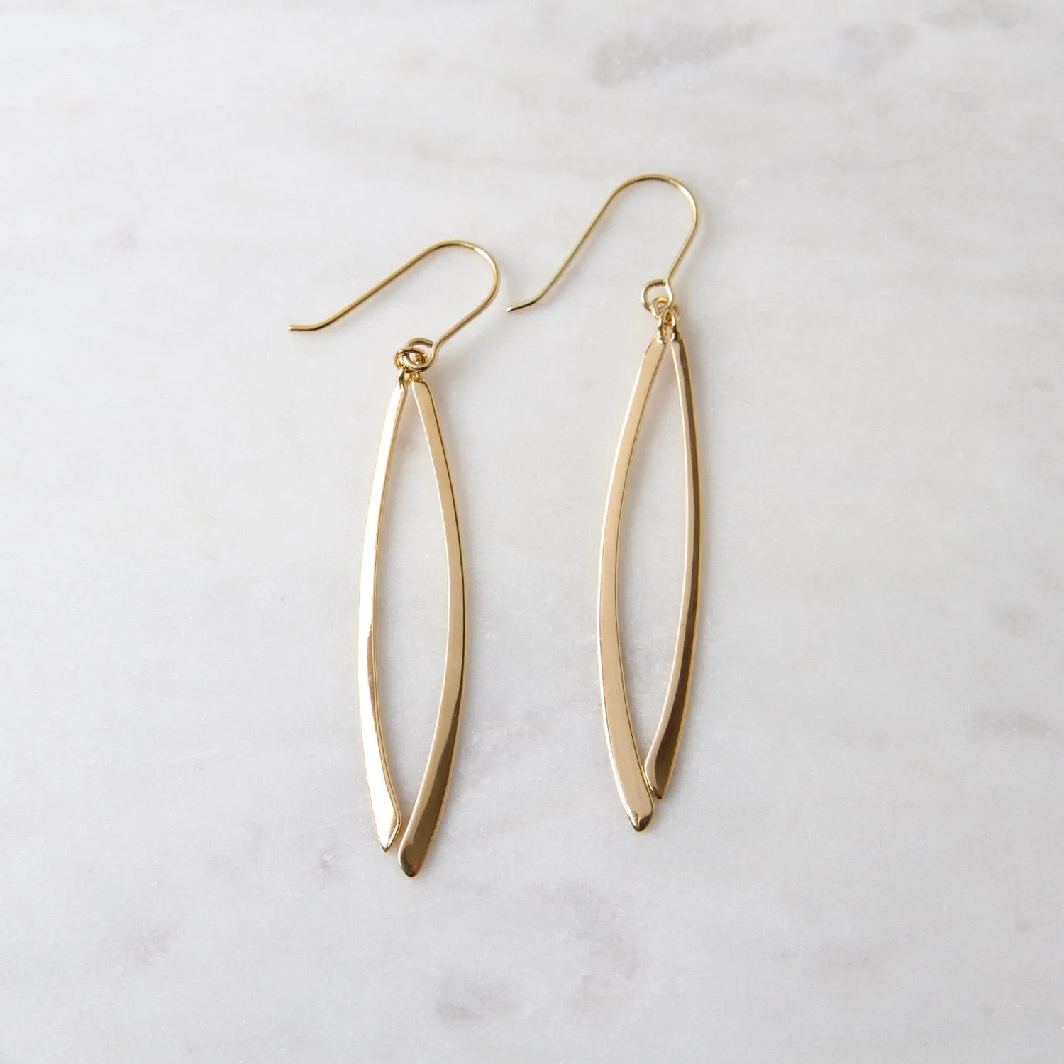 Double Swing Curve Drop Earring
