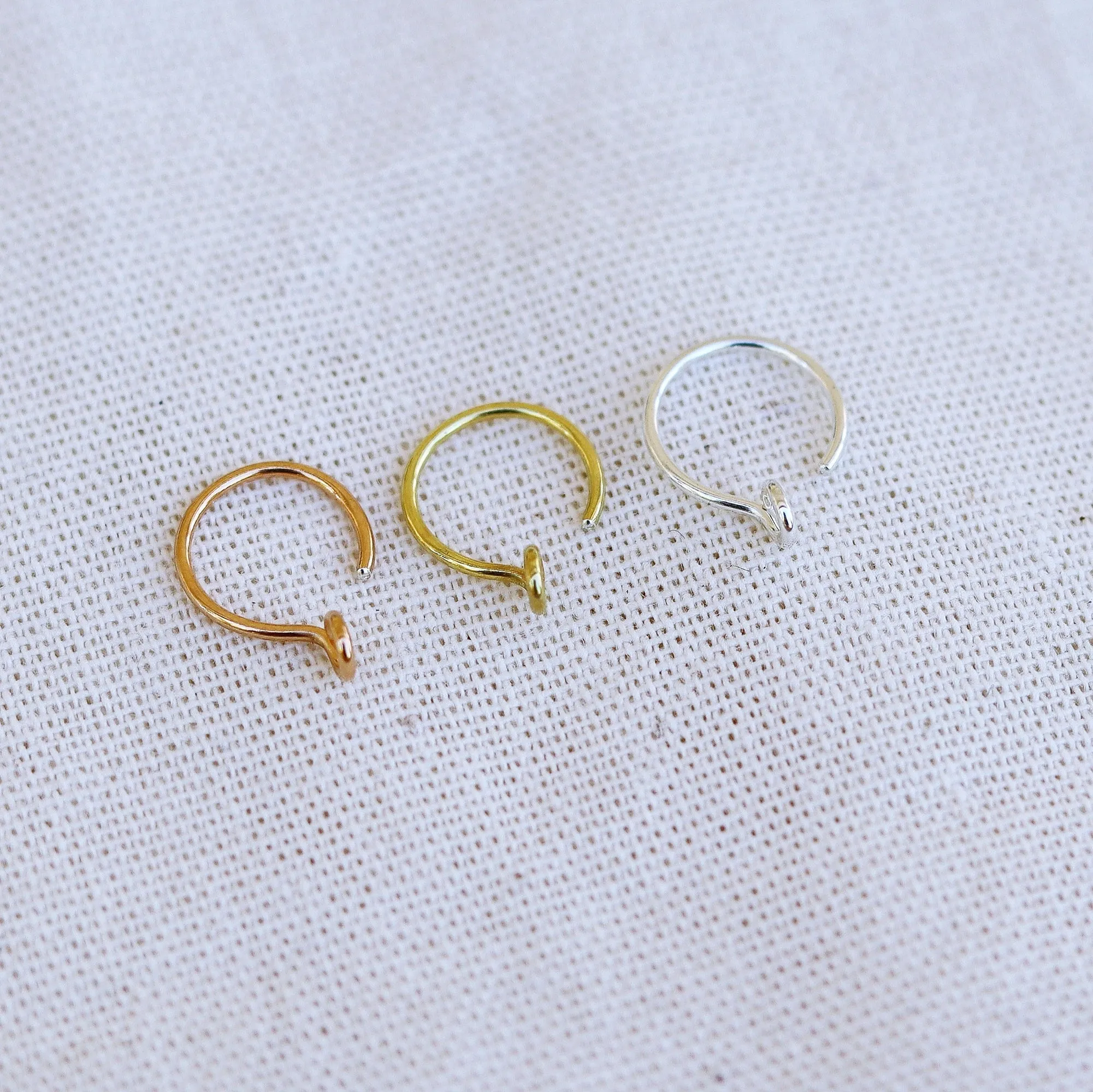 Fake Simple Lip Ring