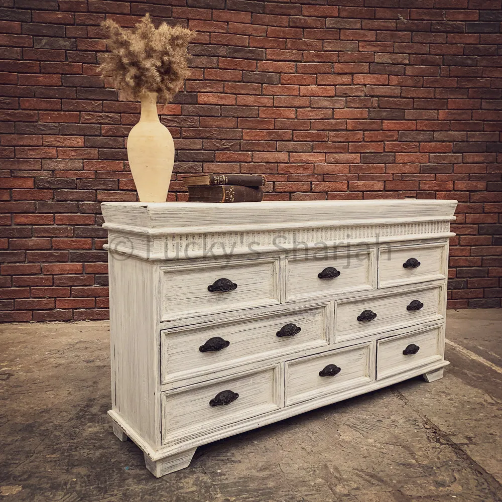 Love Collection Classic Victorian Draw chest