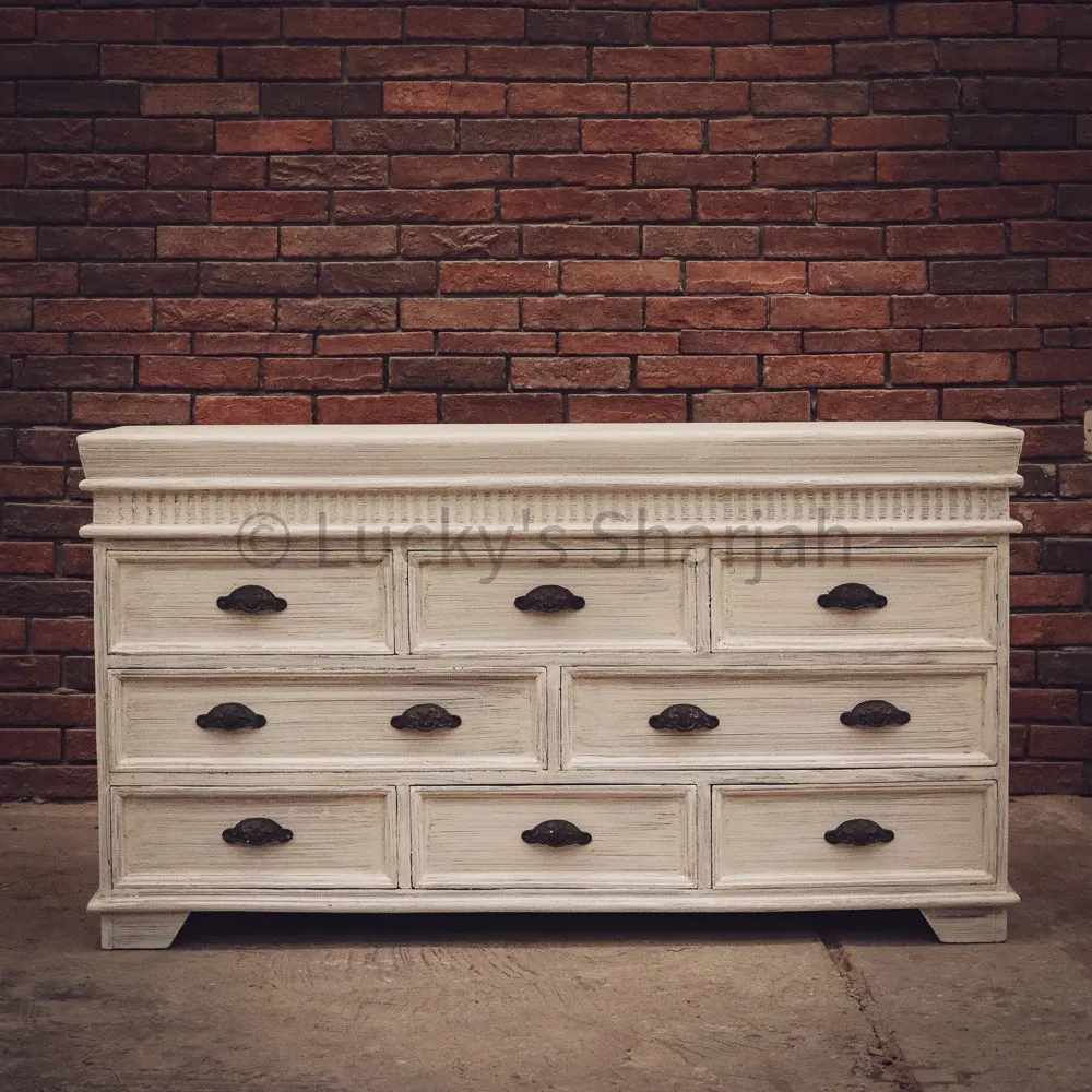 Love Collection Classic Victorian Draw chest