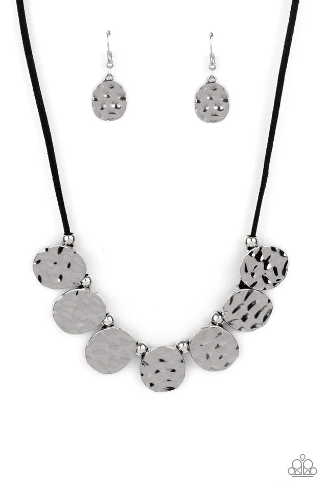 Paparazzi Necklace ~ Turn Me Loose - Black