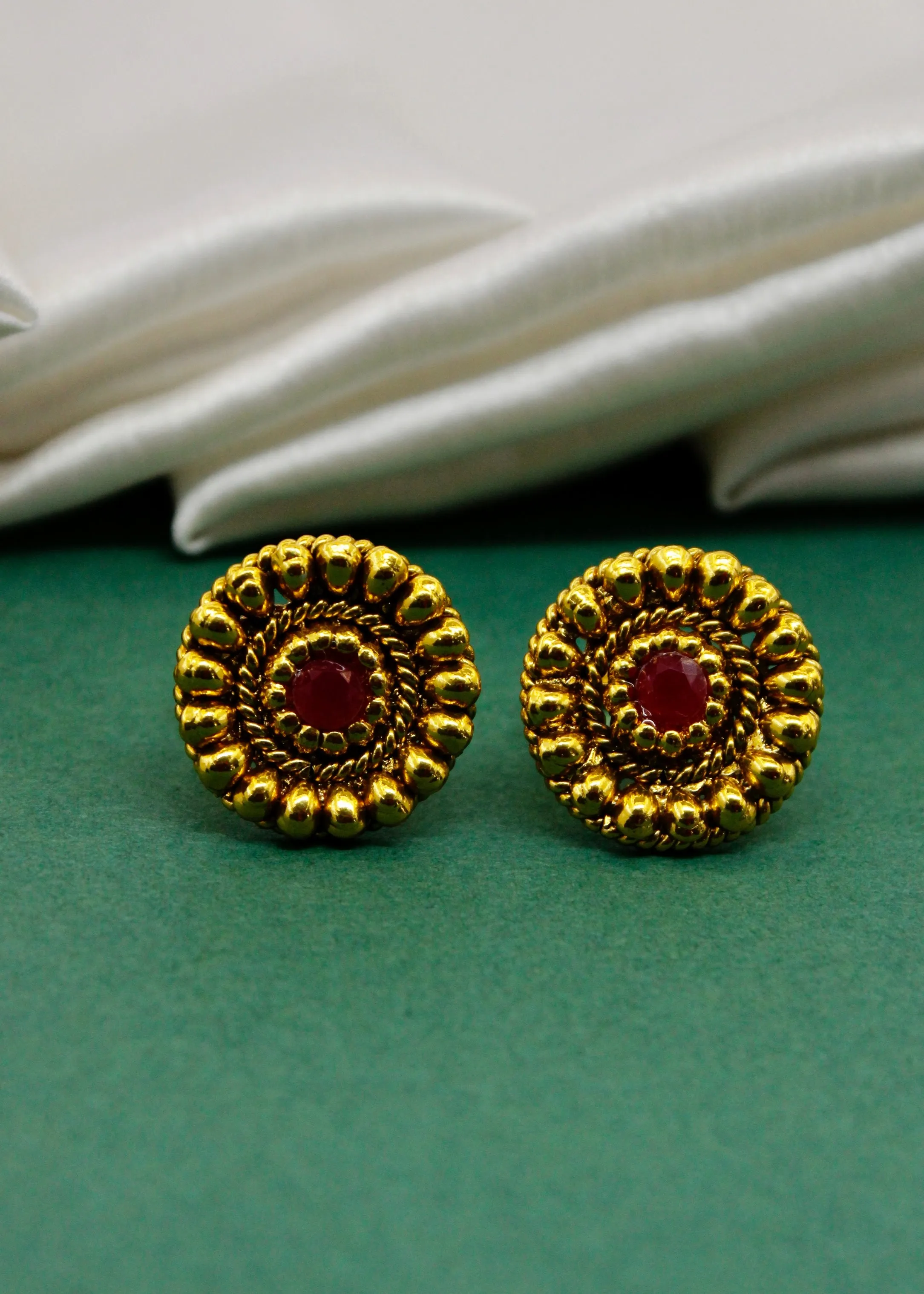 TRENDY ANTIQUE BICHAVE