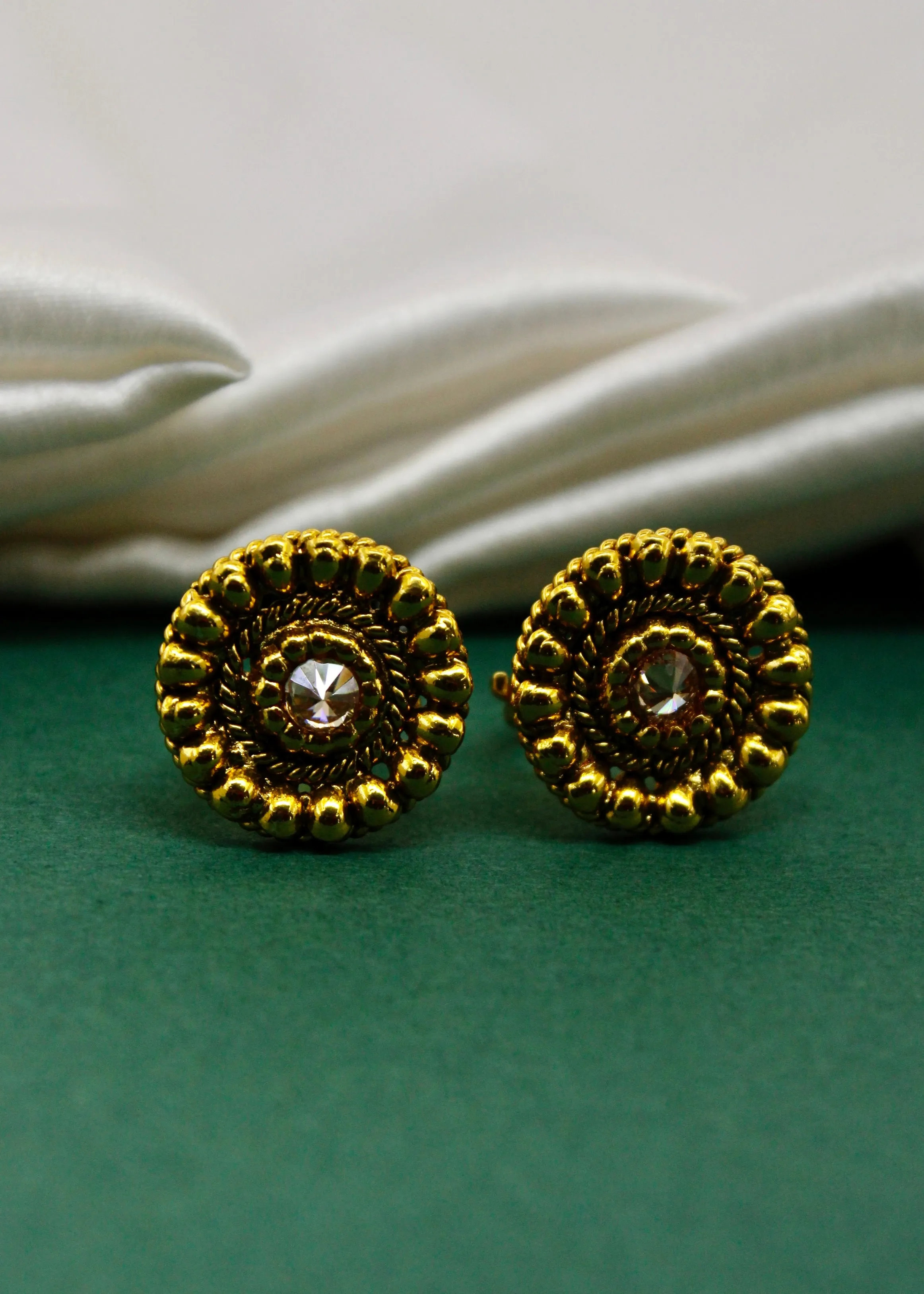 TRENDY ANTIQUE BICHAVE