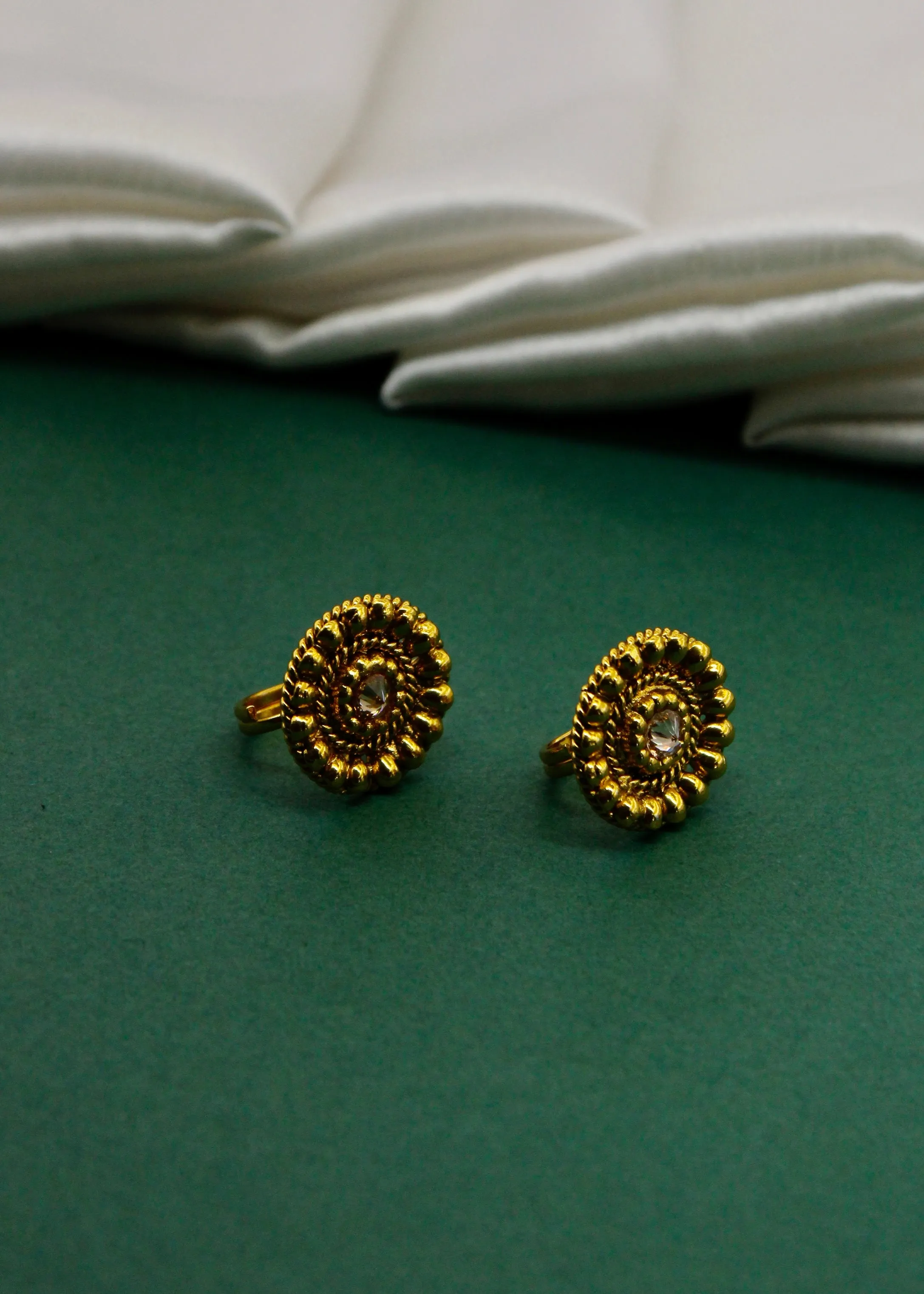 TRENDY ANTIQUE BICHAVE