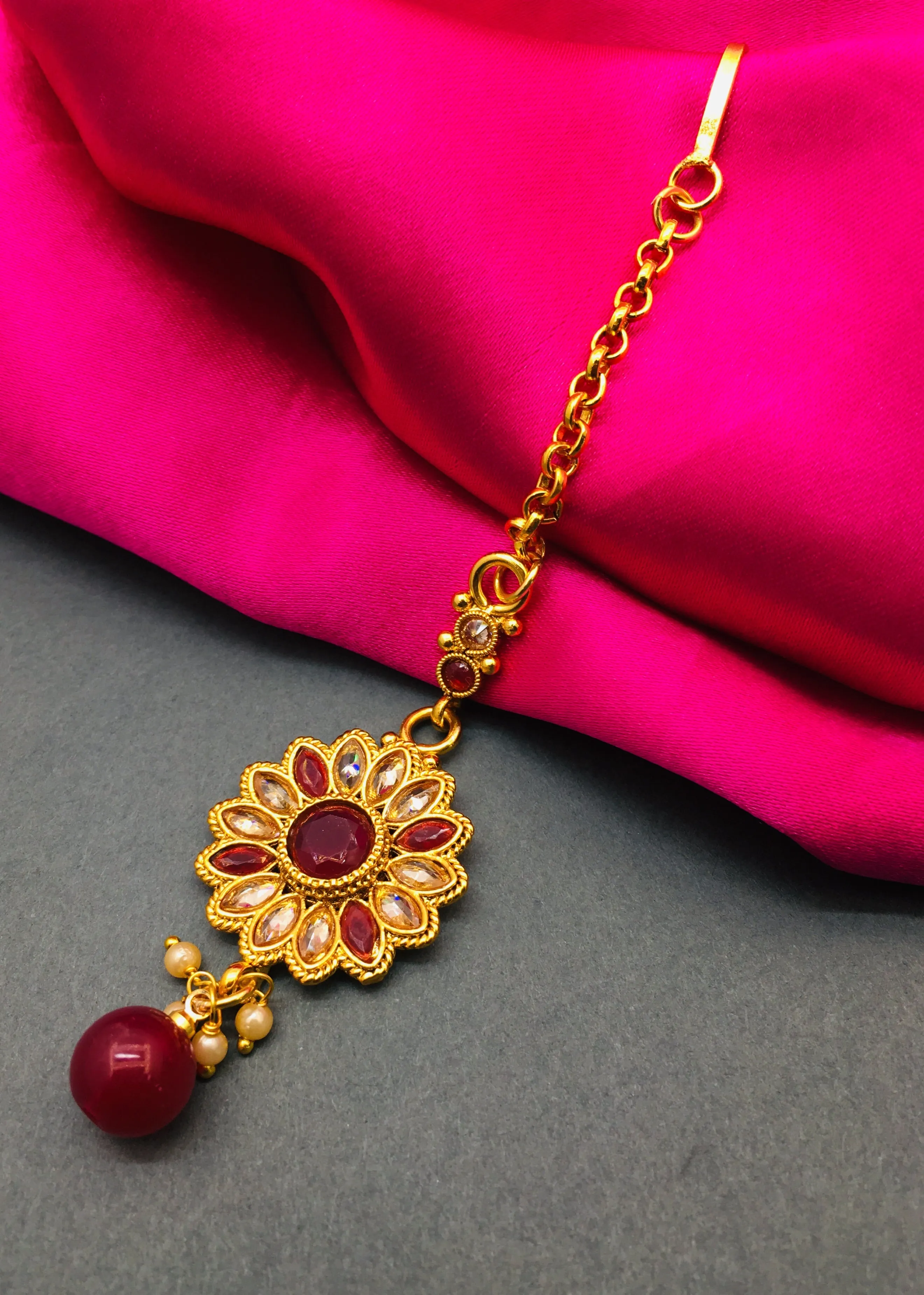 TRENDY FLORAL BINDI